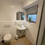 別荘 Tolles In Mit Sonniger Terrasse By Interhome *