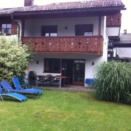 Prázdninový dům Tolles In Mit Sonniger Terrasse By Interhome